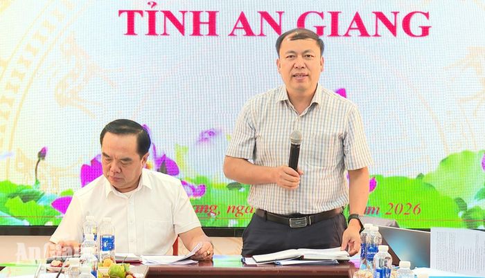 Phó Vụ trưởng Vụ Kế hoạch - Tài chính (Bộ Nội vụ) Lê Văn Phương phát biểu kết luận buổi nghiệm thu.