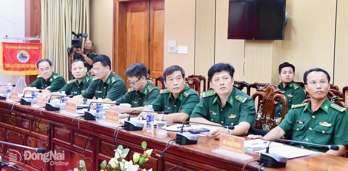 Đại diện các cơ quan Bộ Tư lệnh và các đơn vị trong Cụm thi đua số 5 dự hội nghị. Ảnh: Nguyệt Hà