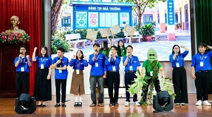  Phần thi sáng kiến được các đội thể hiện với nhiều hình thức sáng tạo, gửi gắm thông điệp ý nghĩa. Ảnh: Minh Nhật 