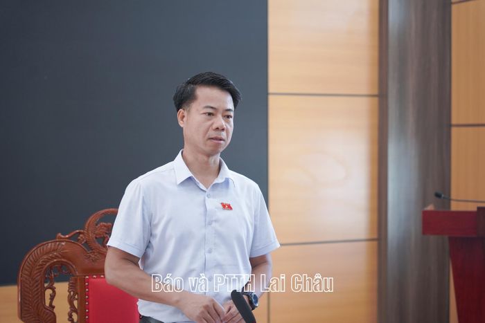 Đồng chí Hoàng Quốc Khánh - Phó Trưởng Đoàn chuyên trách Đoàn ĐBQH tỉnh, Trưởng Đoàn giám sát kết luận buổi giám sát.