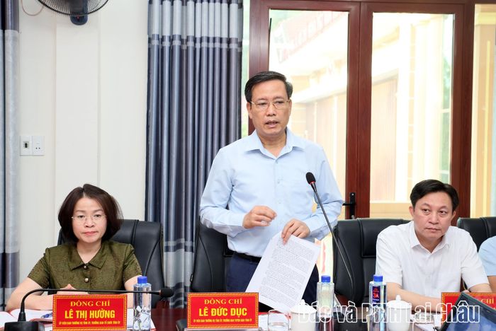 Đồng chí Lê Đức Dục - Ủy viên Ban Thường vụ, Trưởng Ban Tuyên giáo Tỉnh uỷ phát biểu tại buổi làm việc.