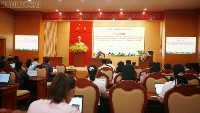 Quang cảnh hội nghị.