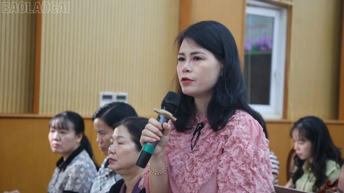 Đại diện các trường học đối thoại tại hội nghị.