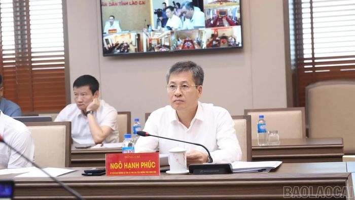 Đồng chí Ngô Hạnh Phúc - Phó Chủ tịch Thường trực Ủy ban nhân dân tỉnh điều hành phần thảo luận.