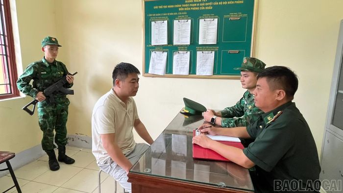 Các đối tượng làm việc với lực lượng bộ đội biên phòng.