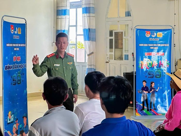 Nhiều lớp học bình dân học vụ số đã được tổ chức