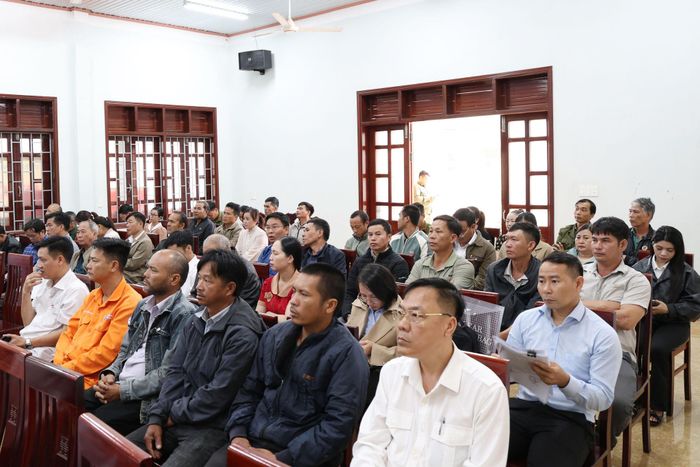 Cử tri xã Quảng Sơn tham dự hội nghị TXCT