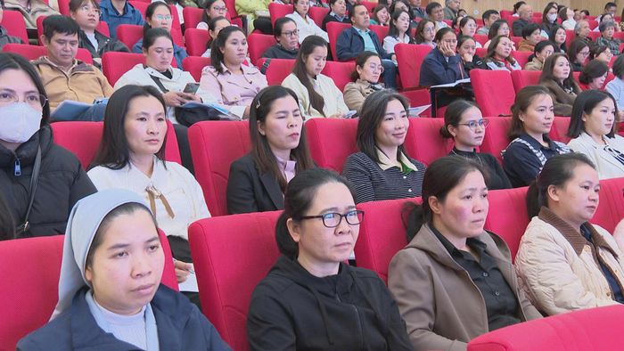 Các đại biểu tham dự hội nghị tập huấn