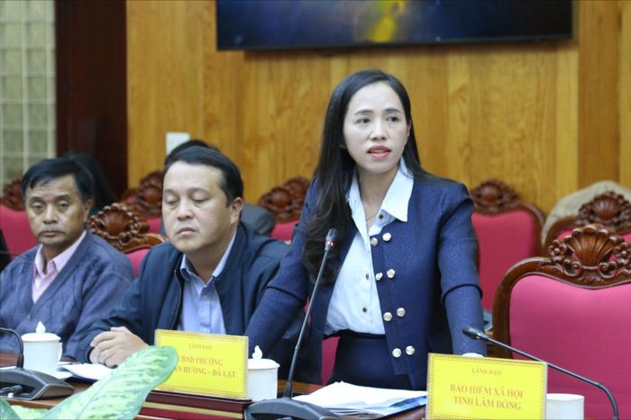 Bà Phan Thị Xuân Thảo, Phó Chủ tịch UBND phường Xuân Hương - Đà Lạt cho biết, vướng mắc nhất của địa phương là công tác đấu thầu, chỉ định thầu