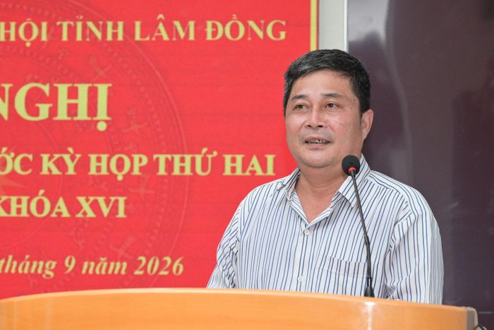 Ông Nguyễn Ngọc Thao, Phó Trưởng Phòng Lao động, việc làm và thanh niên, Sở Nội vụ trả lời các nội dung thuộc thẩm quyền