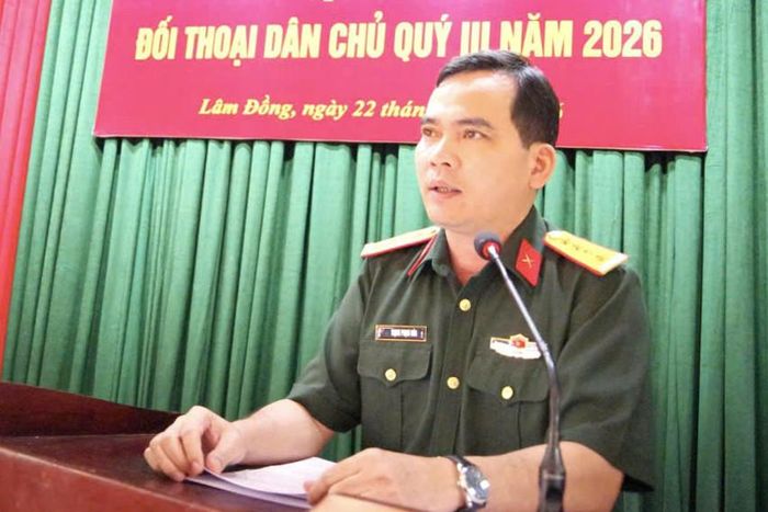 Đại tá Trịnh Phạm Hòa, Bí thư Đảng ủy, Phó Tư lệnh Binh đoàn 16 chủ trì hội nghị