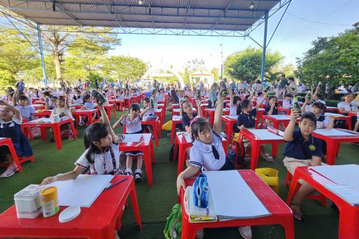 Hội thi tổ chức 2 vòng: sơ loại (trực tuyến) và vòng chung kết sẽ thi trực tiếp