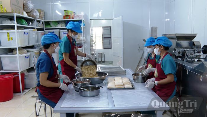 Nguồn vốn khuyến công góp phần cùng Công ty TNHH Sản xuất và Thương mại nông sản sạch Trần Lan, xã Triệu Cơ chinh phục thị trường - Ảnh: M.H