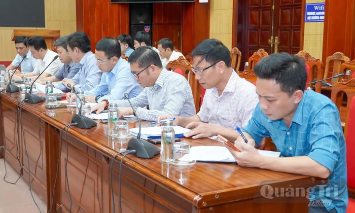 Các đại biểu tham dự buổi làm việc - Ảnh: N.H