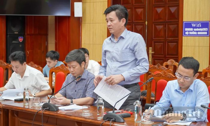 Đại biểu thảo luận tại buổi làm việc - Ảnh: N.H