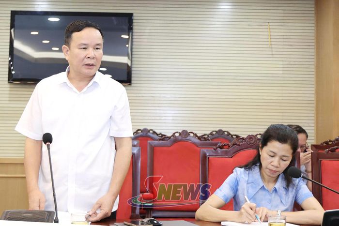 Lãnh đạo Sở Khoa học và Công nghệ phát biểu tại cuộc họp