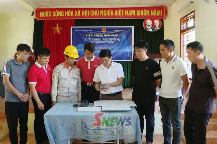 Công ty cung cấp thiết bị hướng dẫn nhân dân lắp đặt và sử dụng thiết bị Starlink .