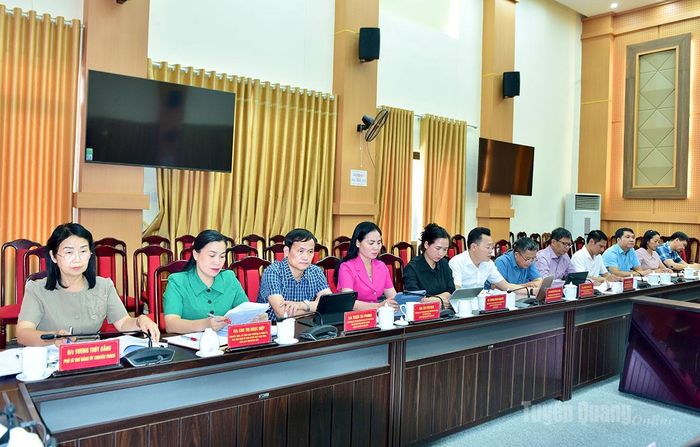 Các đại biểu dự hội nghị.