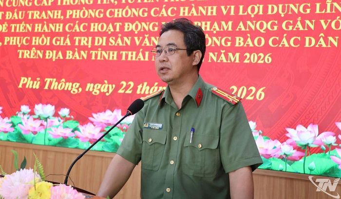 Lãnh đạo Phòng PA03, Công an tỉnh Thái Nguyên thông tin tại Hội nghị.