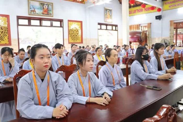 Phật tử tham gia Lớp Giáo lý Phật học Minh Phương
