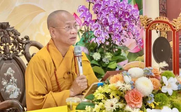 Hòa thượng Thích Quảng Hà sách tấn chư tôn đức Tăng Ni hành giả