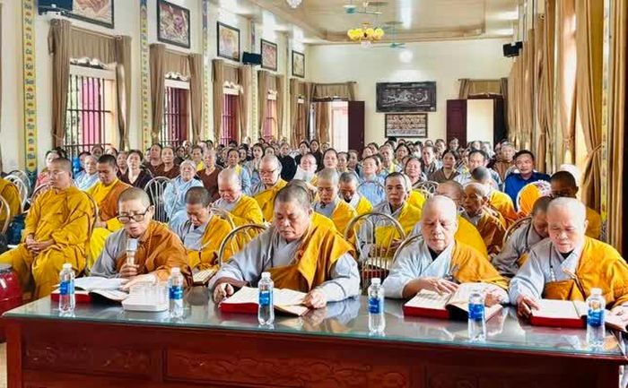Trường hạ chùa Trà Lũ Trung trang nghiêm tổ chức lễ tạ pháp