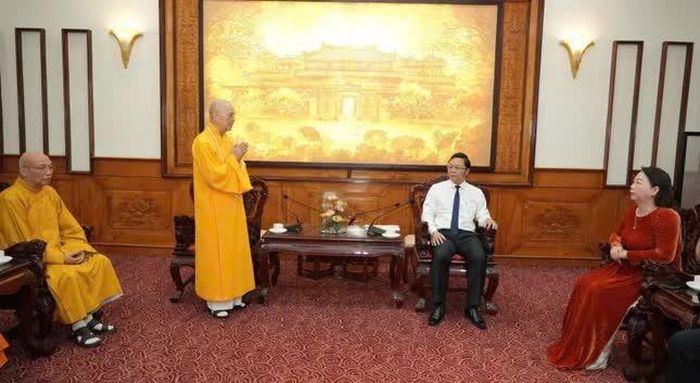 Hòa thượng Thích Huệ Phước phát biểu