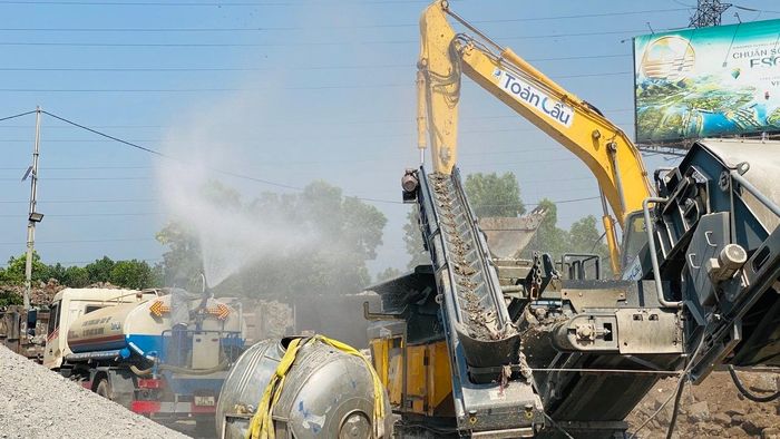 Hà Nội khuyến khích phát triển các dự án tái chế, xử lý chất thải rắn công nghiệp và công nghệ tái chế tiên tiến, không gây ô nhiễm môi trường. (Ảnh minh họa).