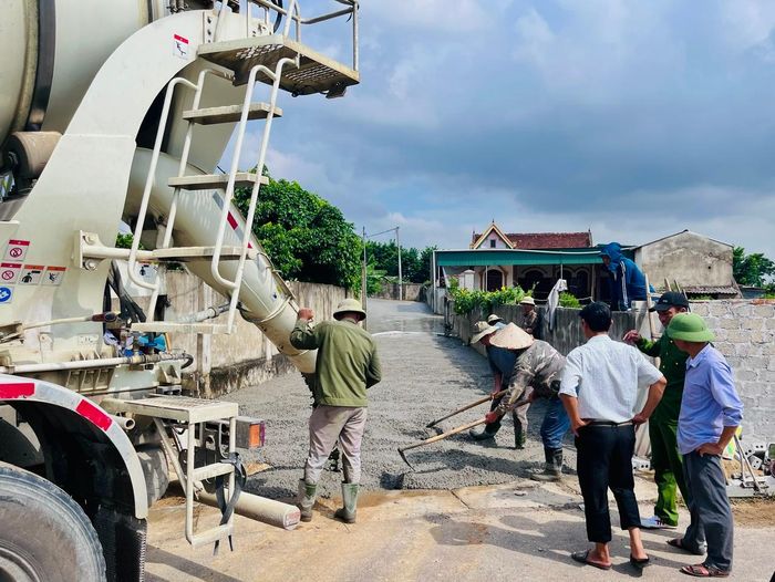 Từ những đóng góp thiết thực, phong trào chung sức xây dựng quê hương tiếp tục được lan tỏa, góp phần xây dựng diện mạo khu dân cư ngày càng khang trang, sạch đẹp và văn minh.