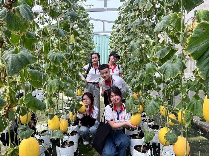 Hòa mình vào thiên nhiên, lắng nghe những câu chuyện kể xa xưa