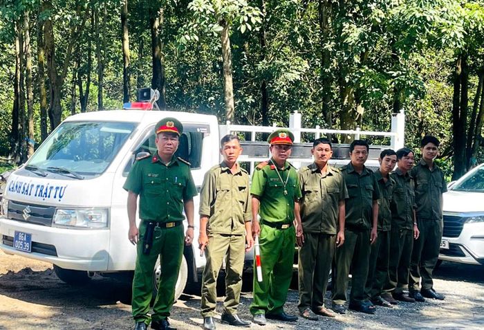Công an địa phương tham gia hỗ trợ công tác vận động, bàn giao mặt bằng phục vụ dự án