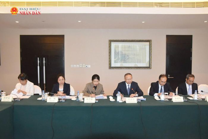 Đoàn đại biểu Quốc hội Việt Nam hội đàm với Đại hội đại biểu nhân dân Khu tự trị Nội Mông Cổ