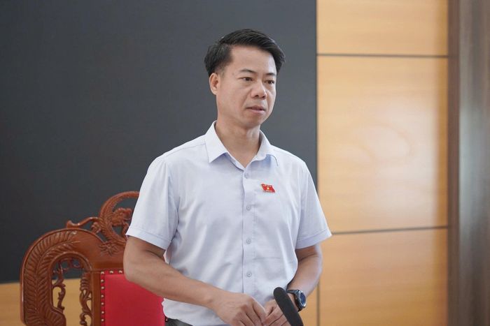 Phó Trưởng đoàn chuyên trách Đoàn ĐBQH tỉnh Lai Châu Hoàng Quốc Khánh kết luận cuộc làm việc