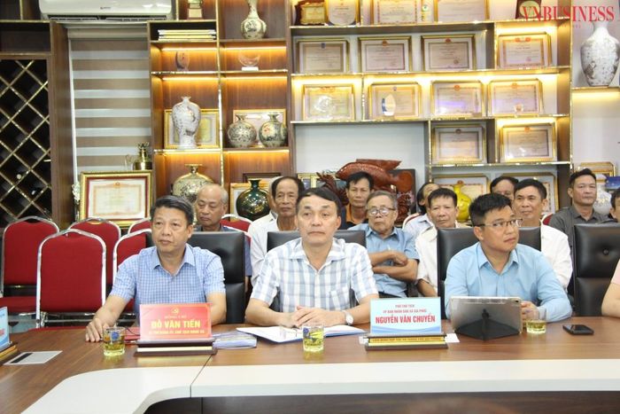 Đại diện lãnh đạo xã Gia Phúc  tham dự hội nghị. 