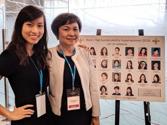 Bà Trần Phương Ngọc Hà (bên trái) cùng bà Cao Thị Ngọc Dung (bên phải). Ảnh: Facebook Haily Tran