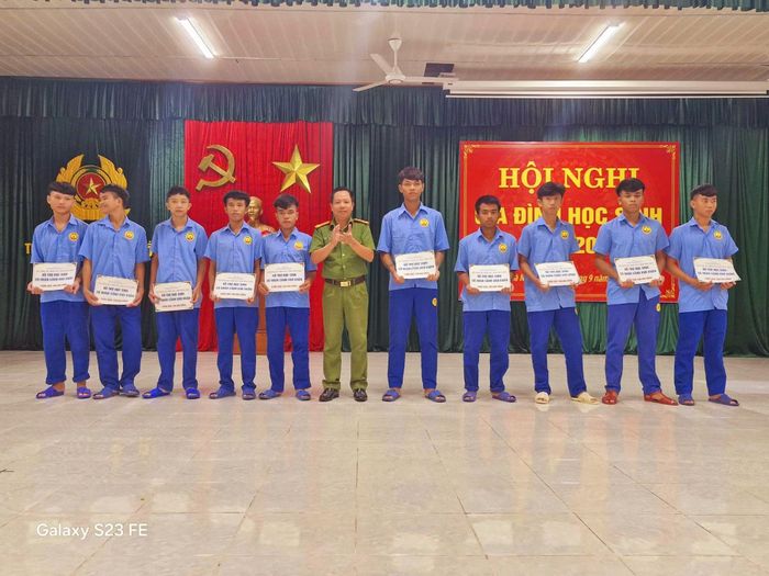“Nhật ký Ba nhất” tại Trường Giáo dưỡng số 3 được viết từ những cuộc gặp gỡ, những sẻ chia và từng bước trưởng thành của học sinh trên hành trình trở về.