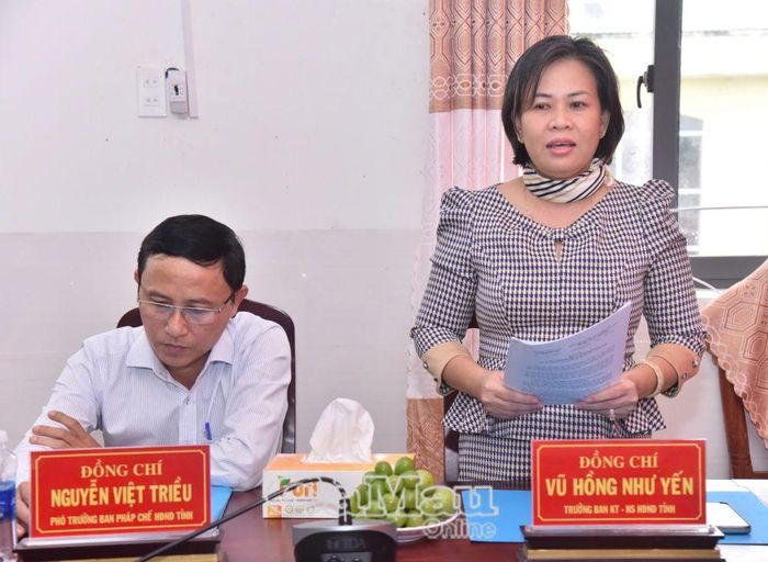 Trưởng Ban Kinh tế - Ngân sách HĐND tỉnh Vũ Hồng Như Yến đề nghị địa phương cung cấp cụ thể những nguồn ngân sách chưa được phân bổ để HĐND tỉnh có cơ sở tổng hợp, làm việc với UBND tỉnh.