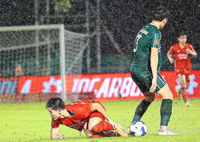 Đình Bắc chịu tác động từ pha tranh chấp quyết liệt