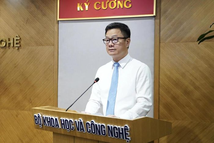 Ông Trần Đắc Hiến - Cục trưởng Cục Thông tin, Thống kê.