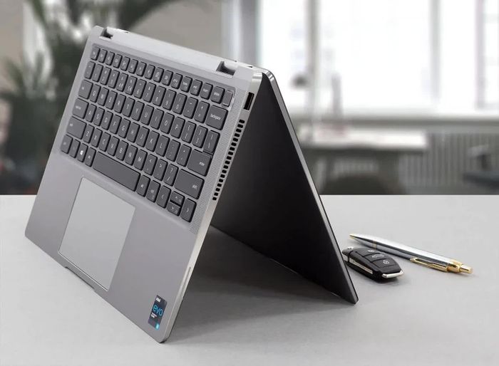 Dell Latitude 9420 2-in-1 vừa phục vụ học tập, vừa đáp ứng công việc chuyên nghiệp