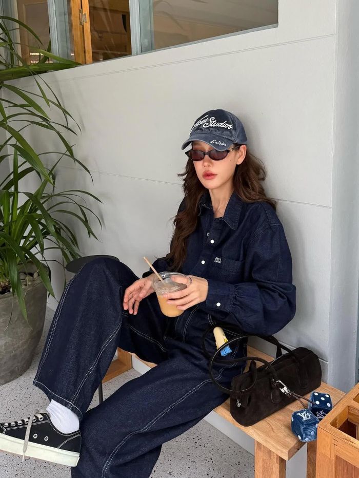 Denim là chất liệu vượt qua nhiều xu hướng và giới hạn giới tính