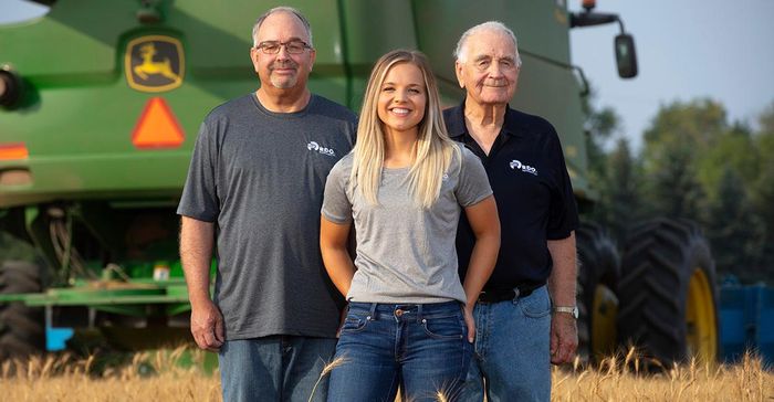 Ông Jeff Olson - nông dân tại thị trấn Mount Pleasant, bang Iowa, chỉ chấp nhận những công nghệ giải quyết được vấn đề cụ thể hoặc cải thiện năng suất, như hệ thống định vị GPS, máy gieo hạt điện tử