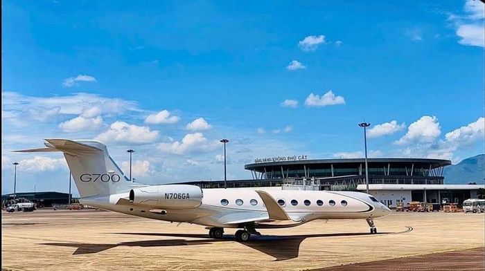 Gulfstream G700 xuất hiện tại sân bay Phù Cát, Gia Lai sáng 18/9. (Ảnh: FB ThongtinGiaLai)