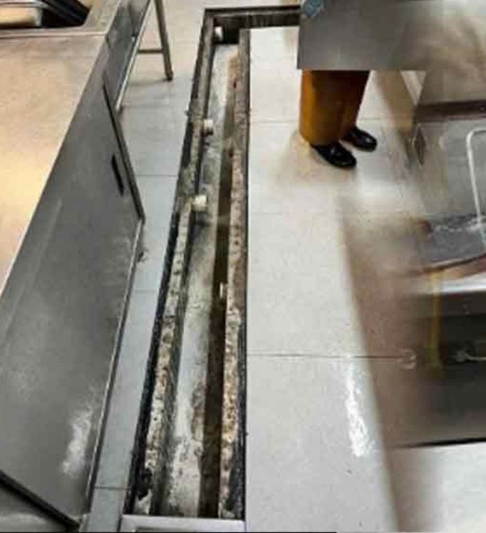 Tình trạng vệ sinh nhà bếp rất đáng lo ngại. Ảnh: (WB)