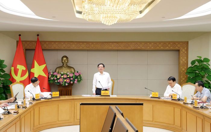 Phó Thủ tướng Hồ Quốc Dũng chủ trì cuộc họp.
