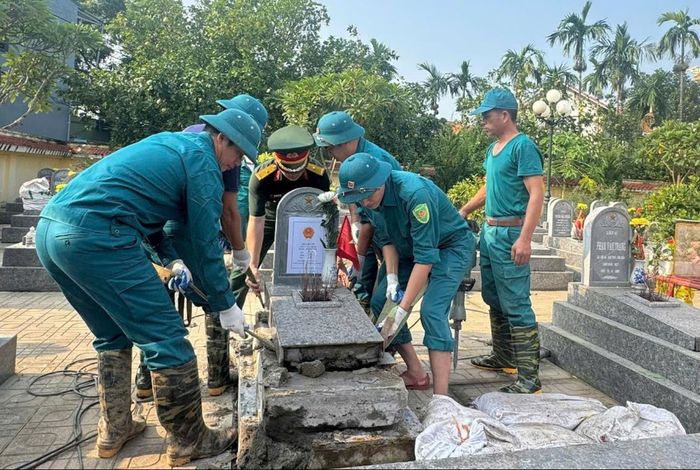 Chung sức, chung lòng thực hiện nhiệm vụ với tinh thần quyết tâm cao nhất. Ảnh: Mai Hoa
