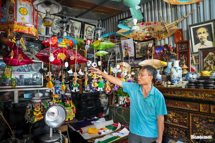 Trong ký ức của nhiều thế hệ người Việt, mâm cỗ Trung thu không chỉ có bánh nướng, bánh dẻo, mâm ngũ quả mà còn gắn với đèn ông sao, ông tiến sĩ giấy, ông đánh gậy… Trẻ nhỏ rước đèn, quây quần bên mâm cỗ dưới ánh trăng, tạo nên một không gian văn hóa đặc biệt của Tết Trung thu truyền thống.