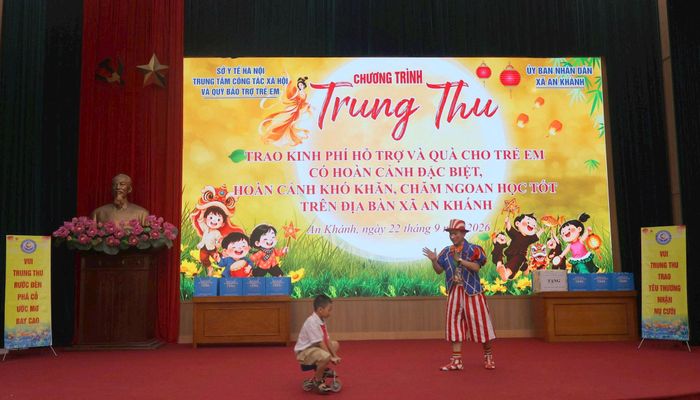 Một tiết mục đặc sắc tại chương trình. Ảnh: Phạm Ban
