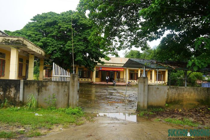 Trạm Y tế Lục Dạ phải mượn cơ sở Trường tiểu học Lục Dạ làm nơi khám, chữa bệnh do trụ sở cũ xuống cấp. Ảnh: Song Hoàng
