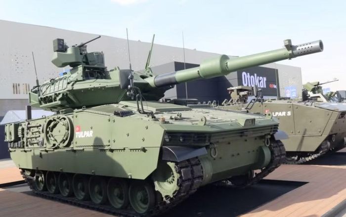 Otokar và Leonardo cho biết, hệ thống vũ khí, hệ thống điều khiển hỏa lực, khả năng ổn định và các chức năng tổng thể đều đáp ứng mục tiêu đề ra.